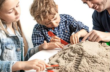 Що треба знати про кінетичний пісок, та як його зробити власноруч