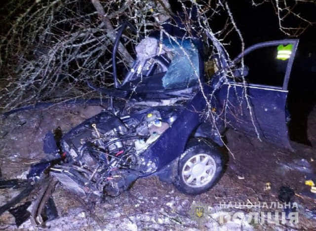 ДТП за участі неповнолітніх: водій загинув, троє пасажирів у реанімації