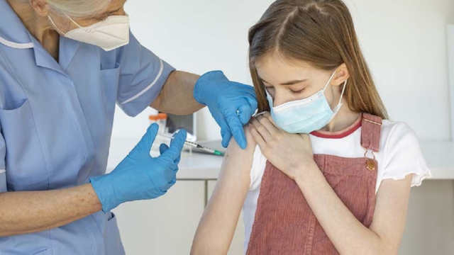 Вакцинація дітей проти COVID-19: що відомо?