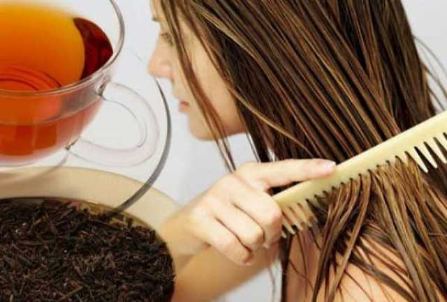 Чорний чай для волосся: догляд, фарбування та ополіскування