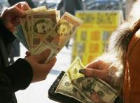 Рівненські правохоронці притягнули до відповідальності 29 валютних “міняйлів”