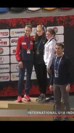 Юна легкоатлетка з Рівненщини везе золоту медаль зі Стамбулу