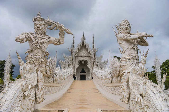 Ват Ронг Кхун – унікальний витвір мистецтва