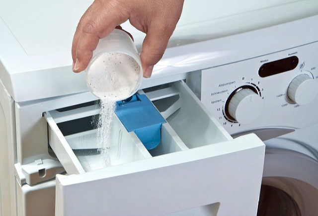Як правильно додавати засоби для прання в пральну машинку – в лоток або відразу в барабан