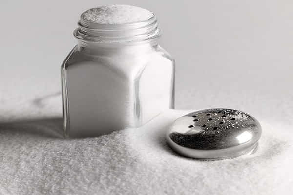Вчені виявили, що зловживання сіллю підвищує рівень гормону стресу в організмі