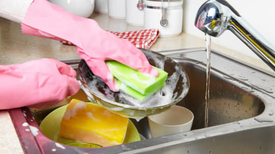 Домашні натуральні засоби для миття посуду