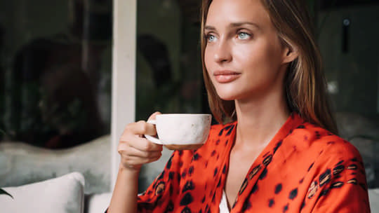 Чому тим, хто веде сидячий спосіб життя, корисно пити каву?